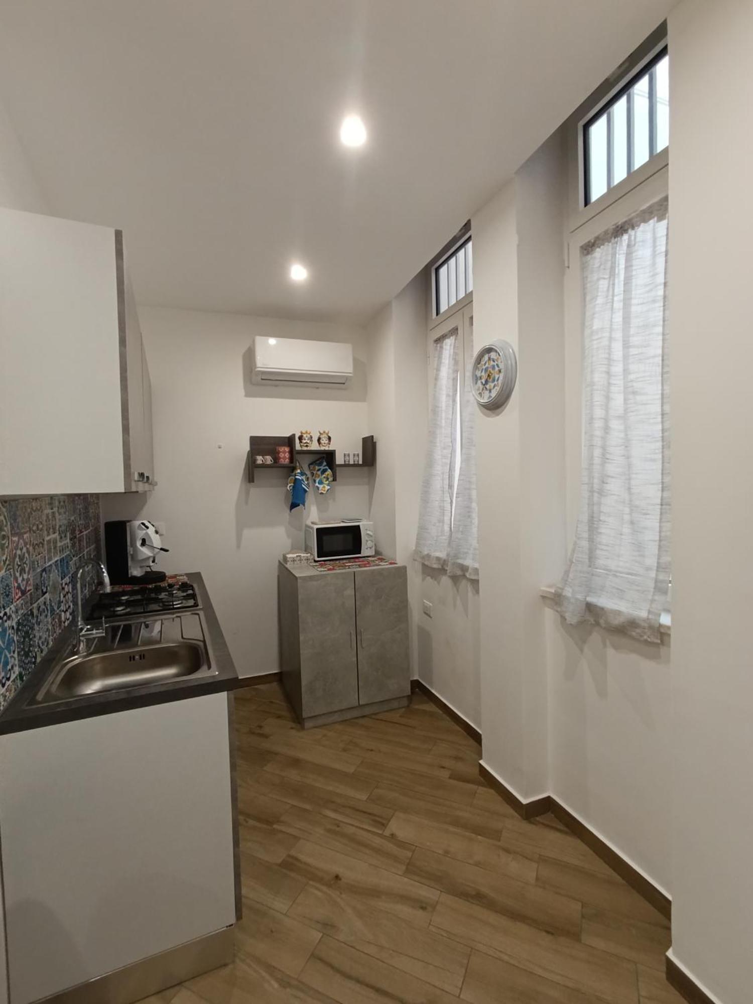 Balarm Central Apartment パレルモ エクステリア 写真